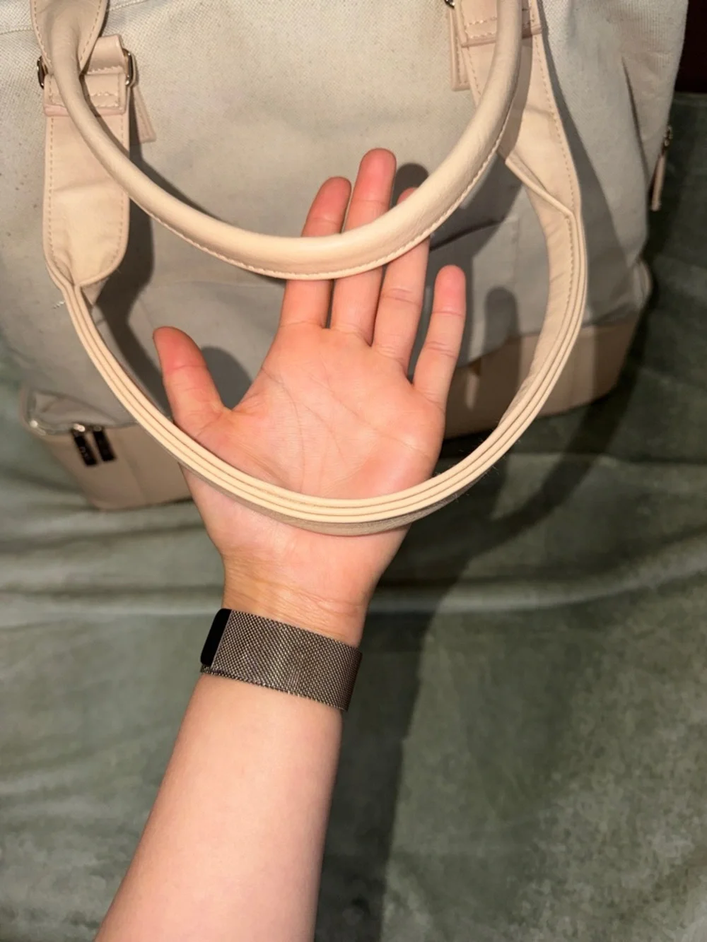 BEIS The Weekender in Beige - Picture 4 of 9
